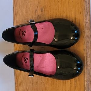Girl's Patent Leather Mary Janes Size 1